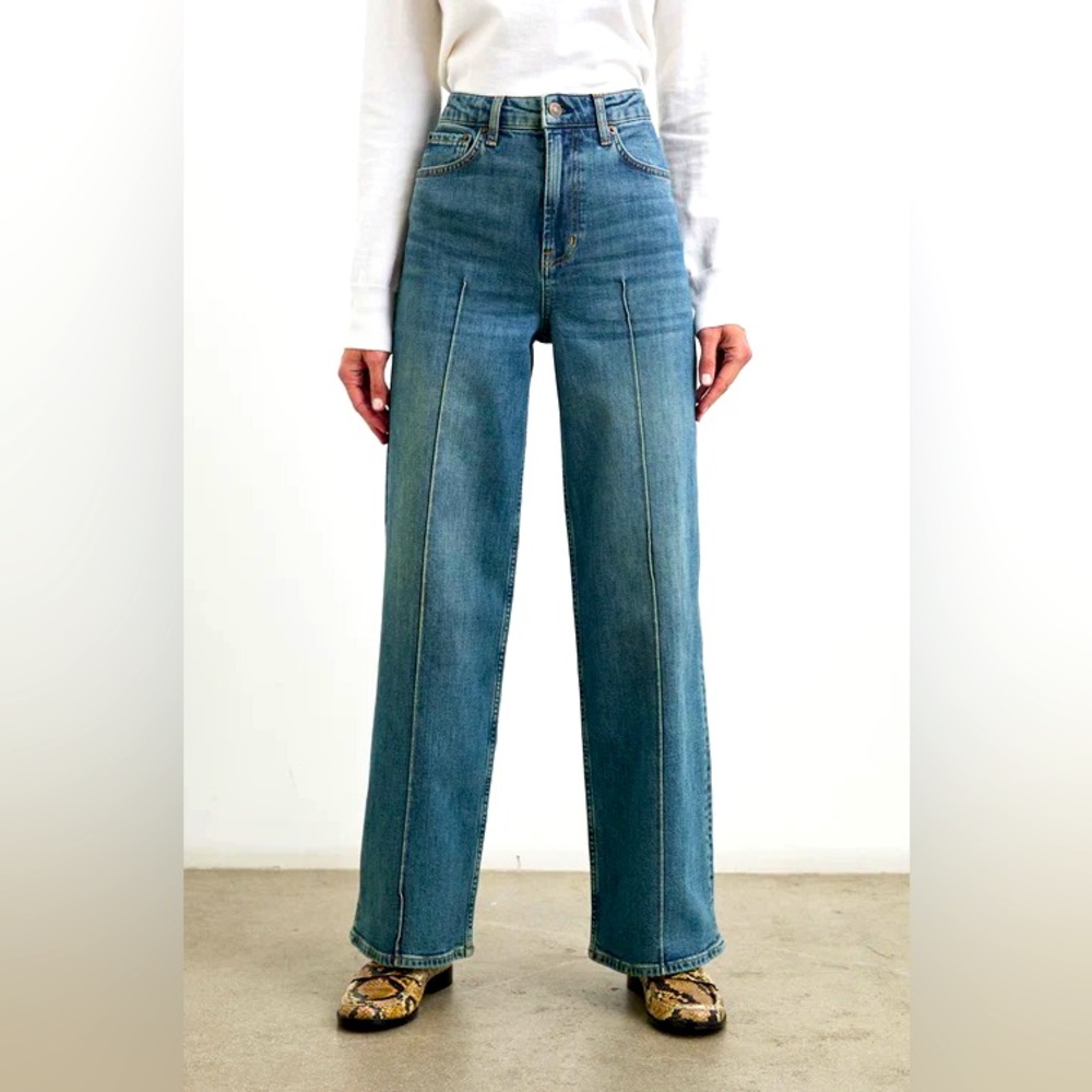 Rails Blue Flare Wide Leg Jeans with 70s-Inspired Style